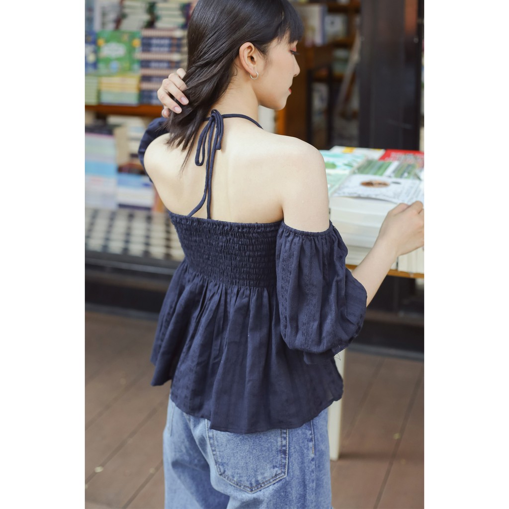Áo kiểu nữ trễ vai cúp ngực thời trang GAGO tie-neck open shoulder top màu xanh đen GA3401 | BigBuy360 - bigbuy360.vn