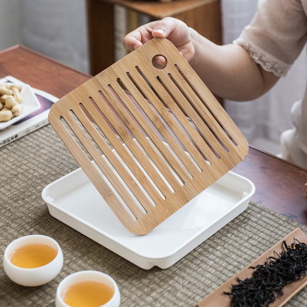 Khay trà bằng gỗ tre phong cách Nhật Bản cao cấp Khay để bàn trà decor hình vuông kích thước 20*20 có khay hứng nước