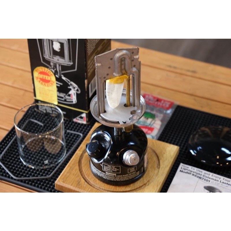 Đèn măng xông Coleman Vintage 222B