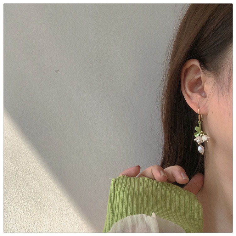 Vòng cổ Hình Hoa Lily Kiểu Dáng Sang Trọng Phong Cách Retro