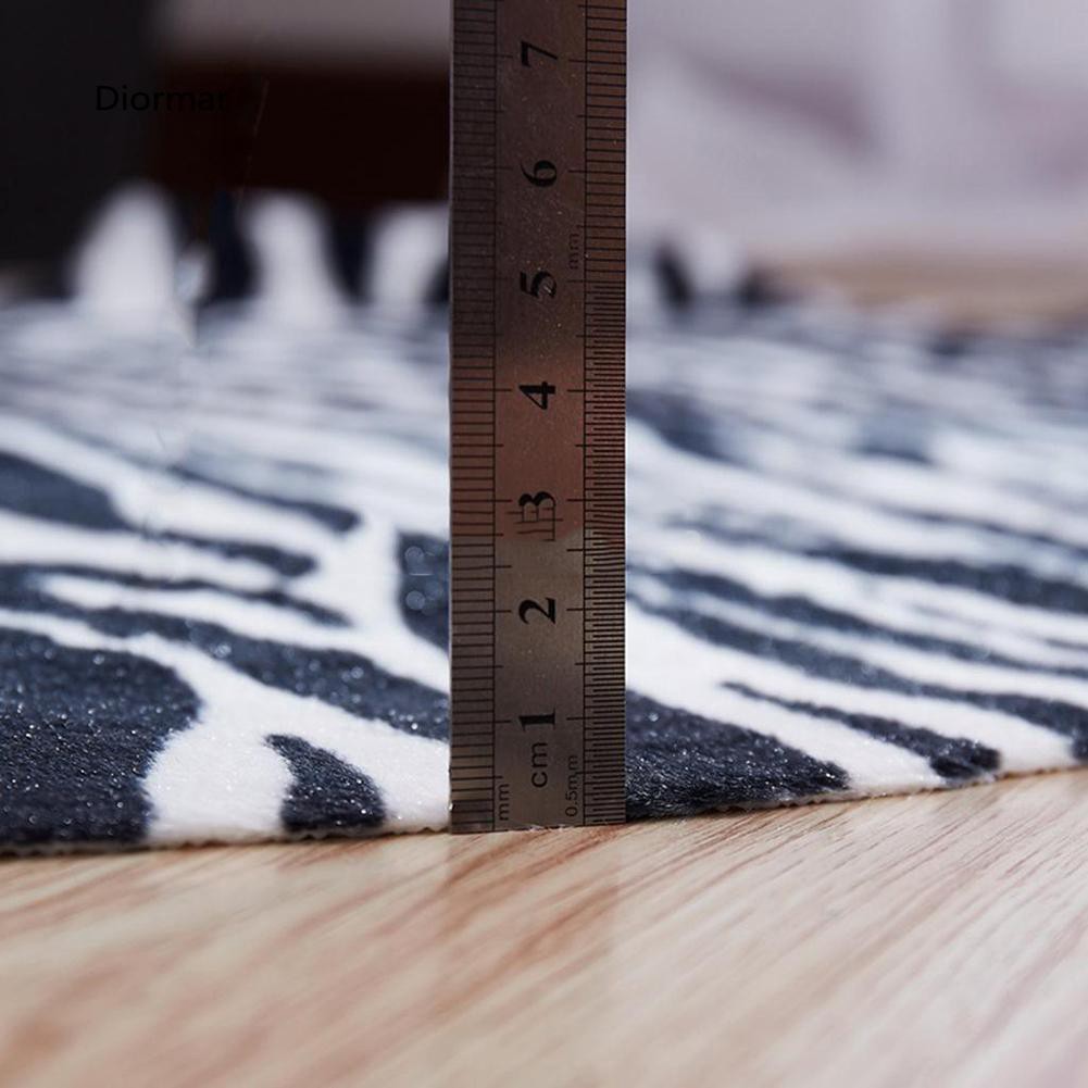 Thảm chùi chân chống trượt in hình con bò / ngựa vằn