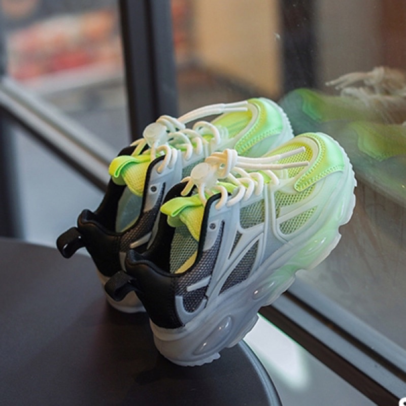 Giày thể thao cho bé trai và bé gái sắc màu lưới thoáng khí từ 2-12 tuổi