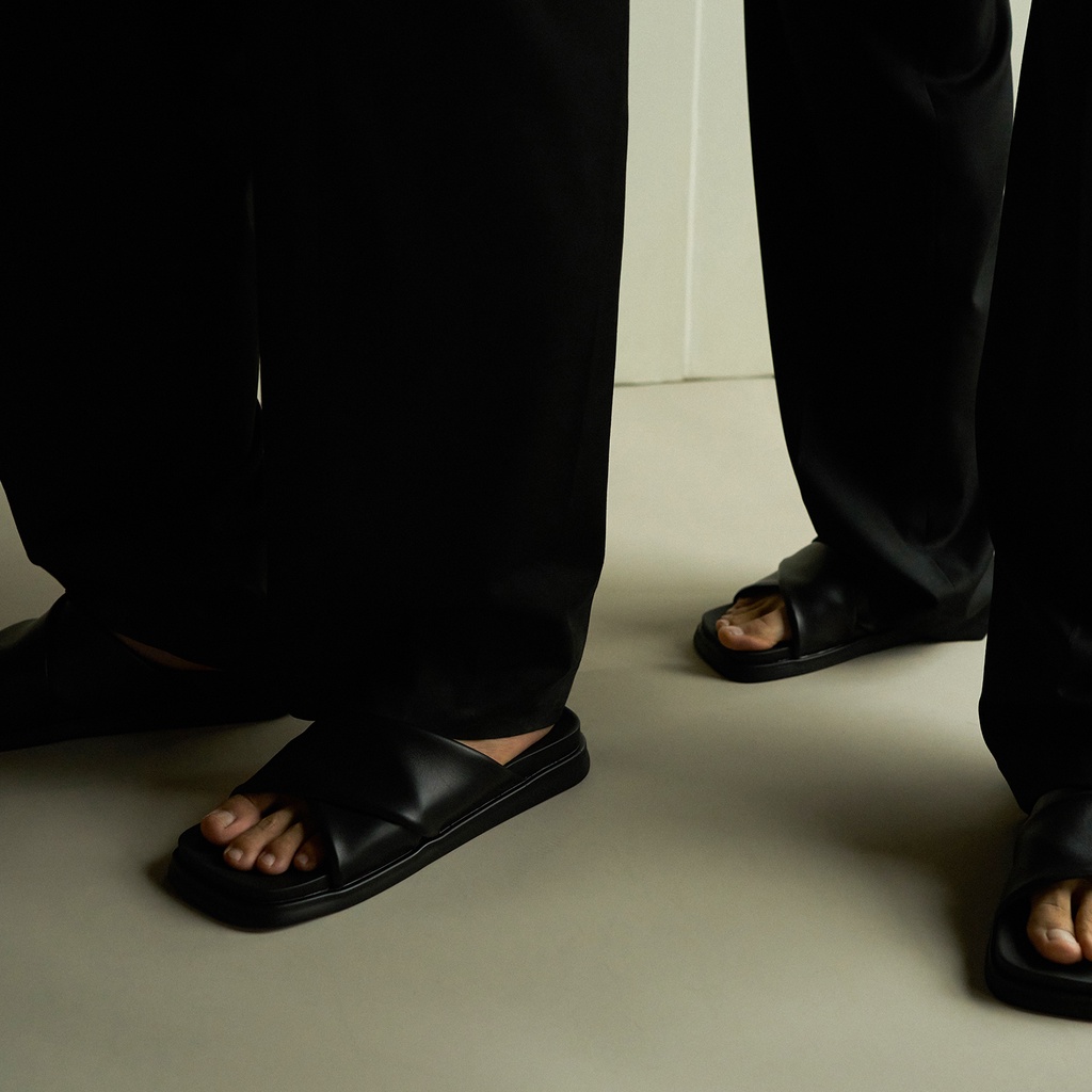 TRÉO SANDALS Waa. - Dép Da Quai Chéo