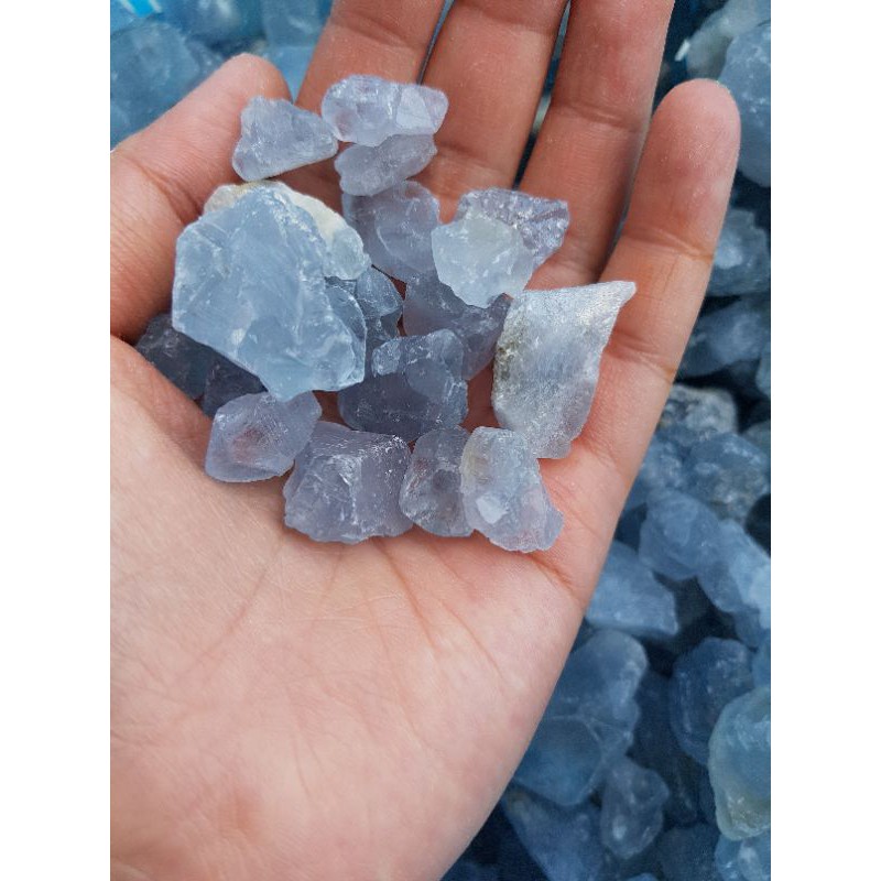 Vụn đá thô Celestite (Celestine)  làm Grid, đá thanh tẩy Tarot, Reiki, thiền định, đá phong thủy