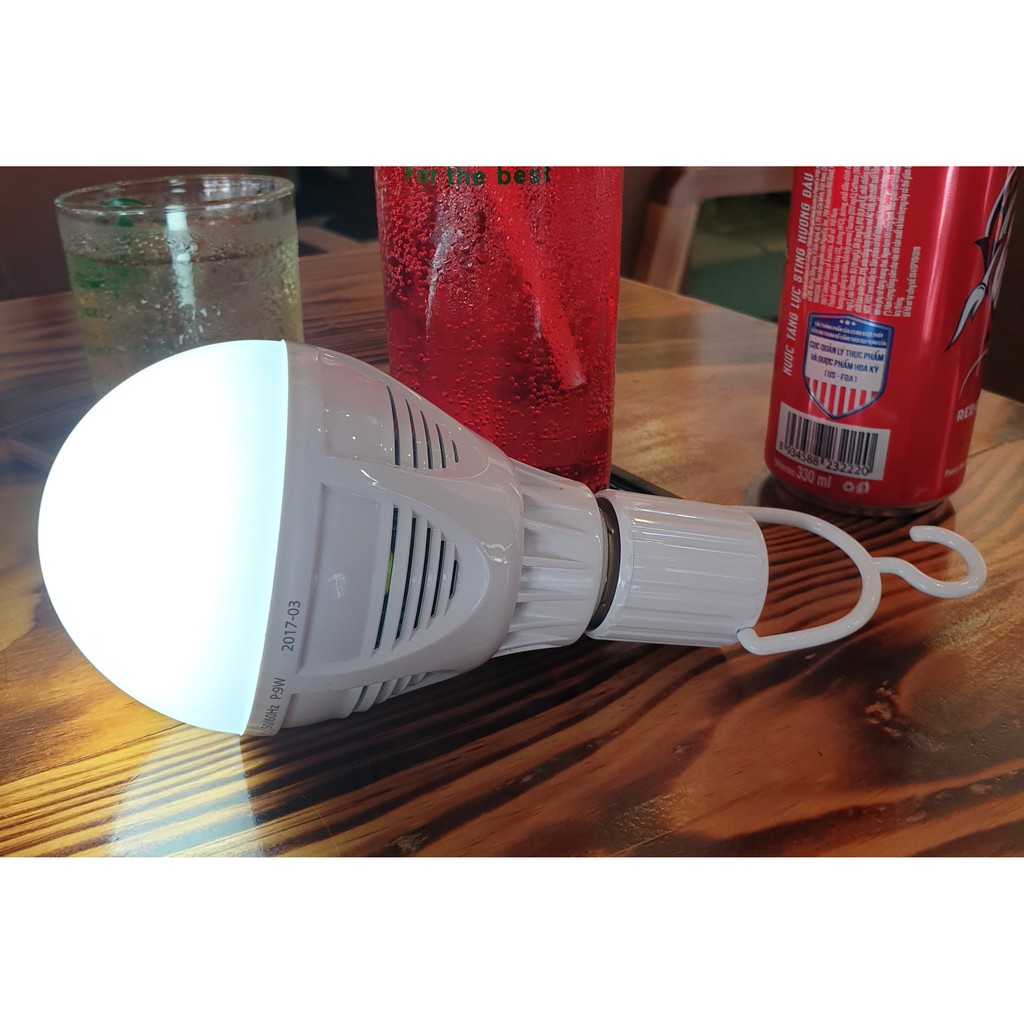 Bóng đèn Led tích điện thông minh