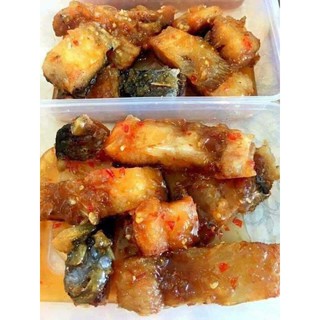 Dứa ướp tỏi ớt. khay 500g