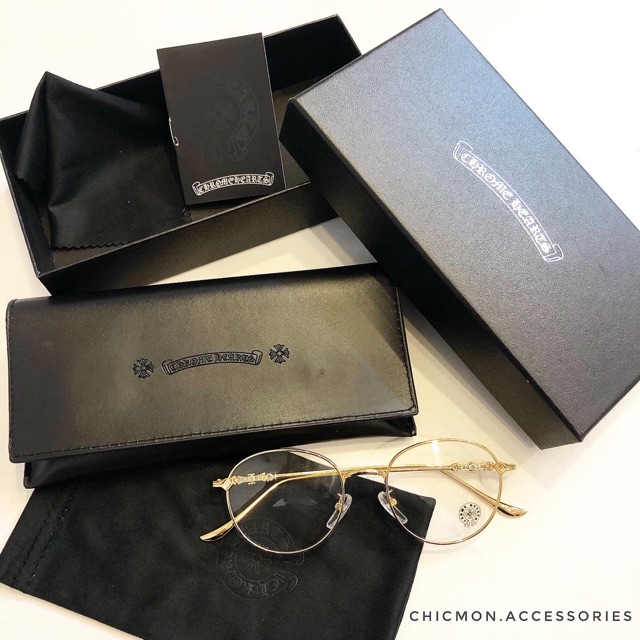 Kính ch gọng nhựa