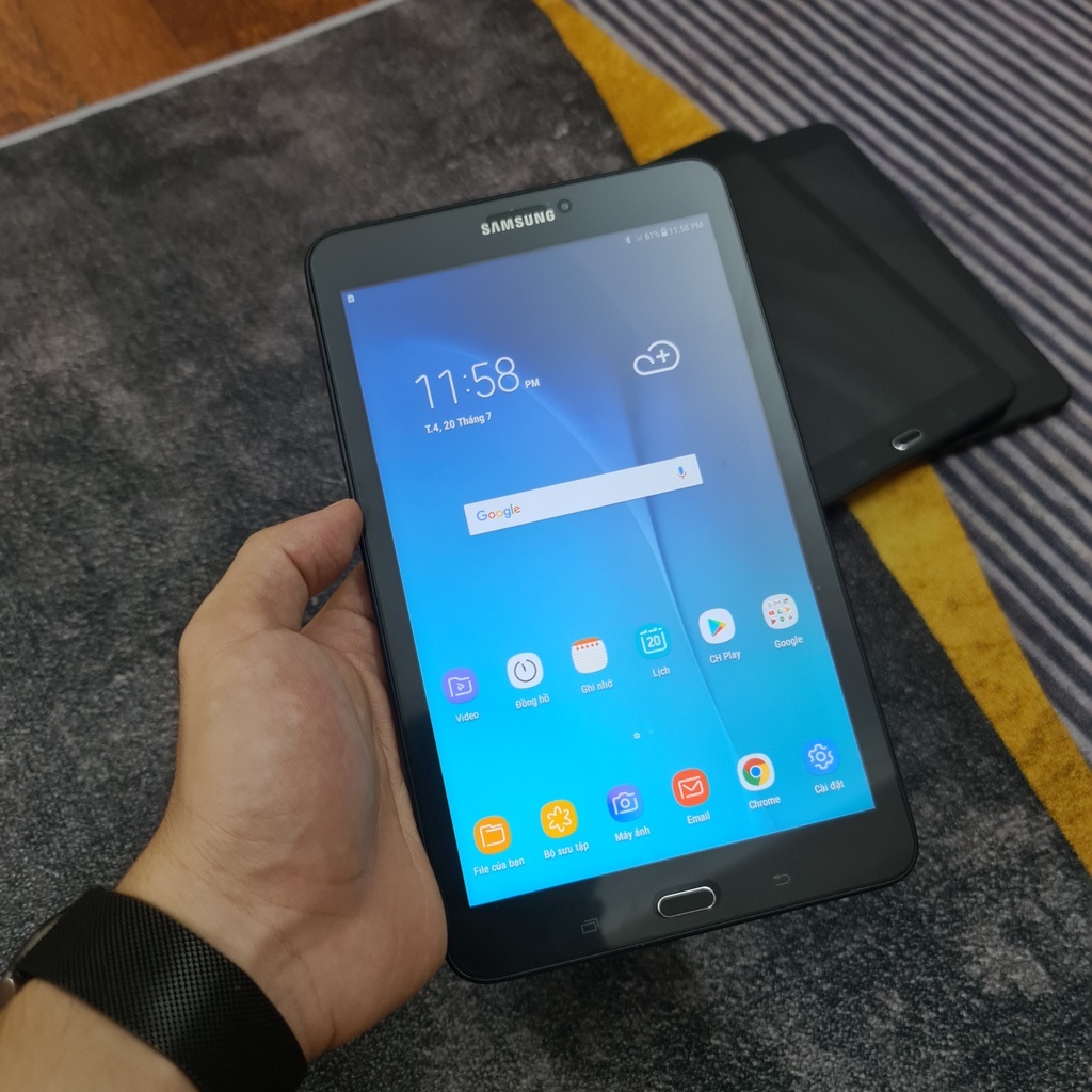 Máy tính bảng Samsung Galaxy Tab E 8.0 2016 Wifi/LTE T375
