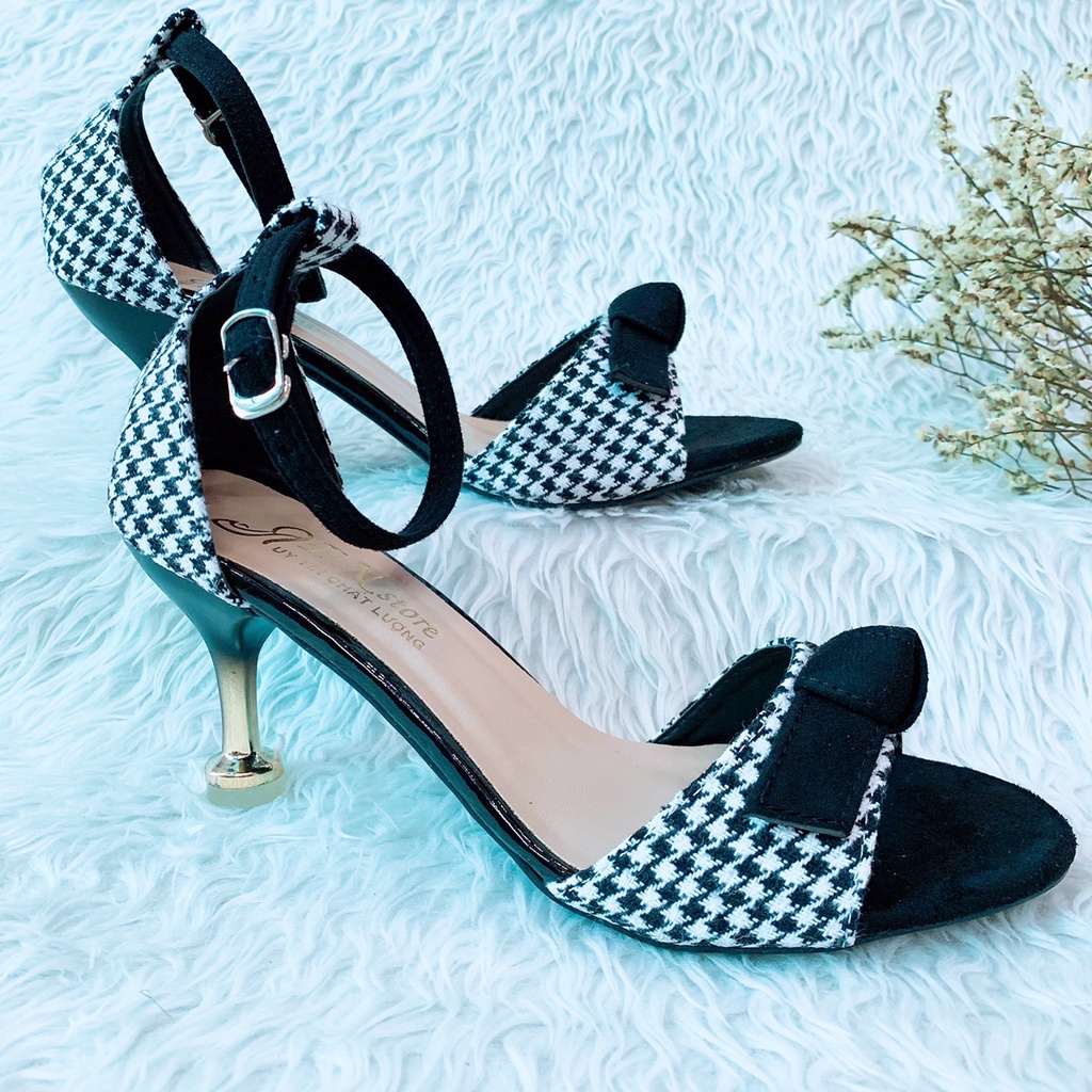 Giày cao gót nhọn 7p quai bản chéo caro kết nơ nữ tính