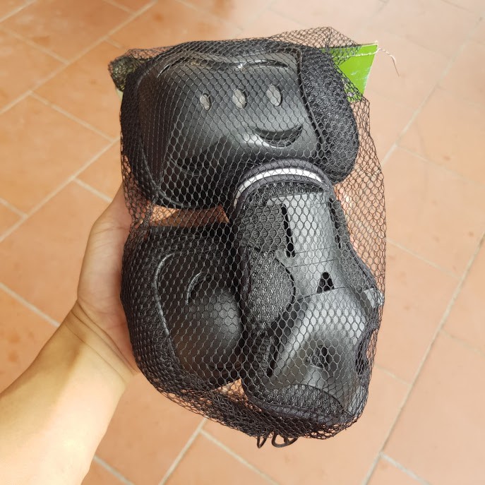 SET 6 MÓN BẢO HỘ TAY CHÂN CỦI CHỎ ĐẦU GỐI CHO NGƯỜI CHƠI VÁN TRƯỢT PATIN CÁC MÔN THỂ THAO MẠO HIỂM A
