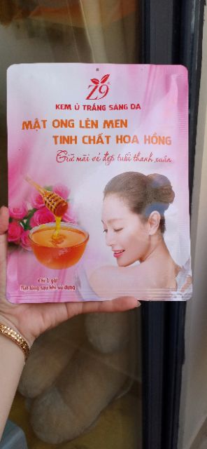 Kem Ủ Trắng Da Mật Ong Z9 Lên Men Tinh Chất Hoa Hồng( GÓI 110G