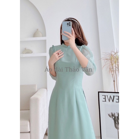 Áo dài cách tân hoạ tiết trơn giản thiết kế 4 tà tay lỡ màu xanh-TV203