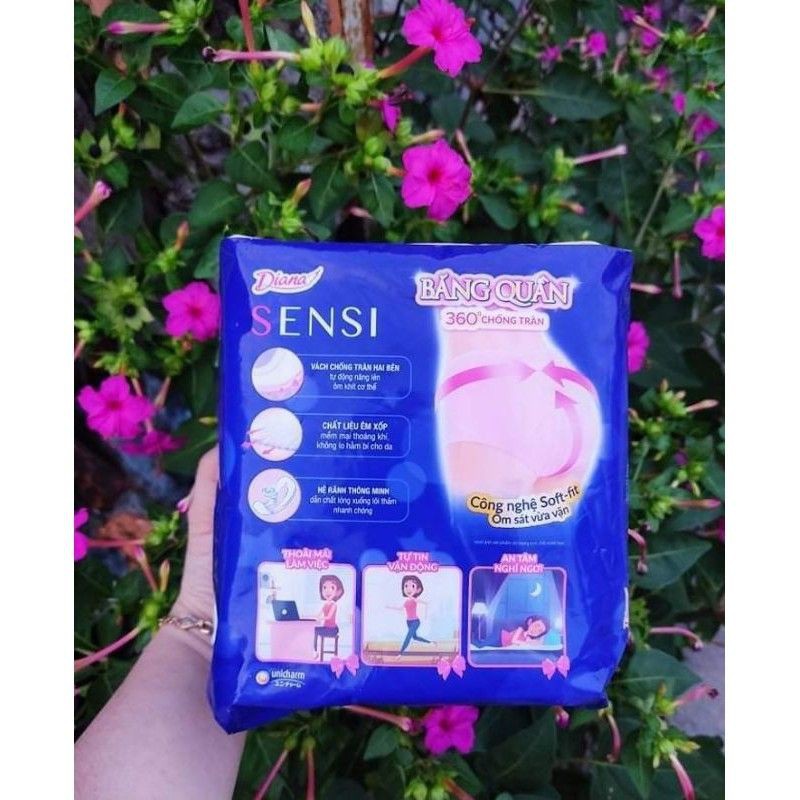 BĂNG VỆ SINH DIANA SENSI BAN ĐÊM DẠNG QUẦN  M-L