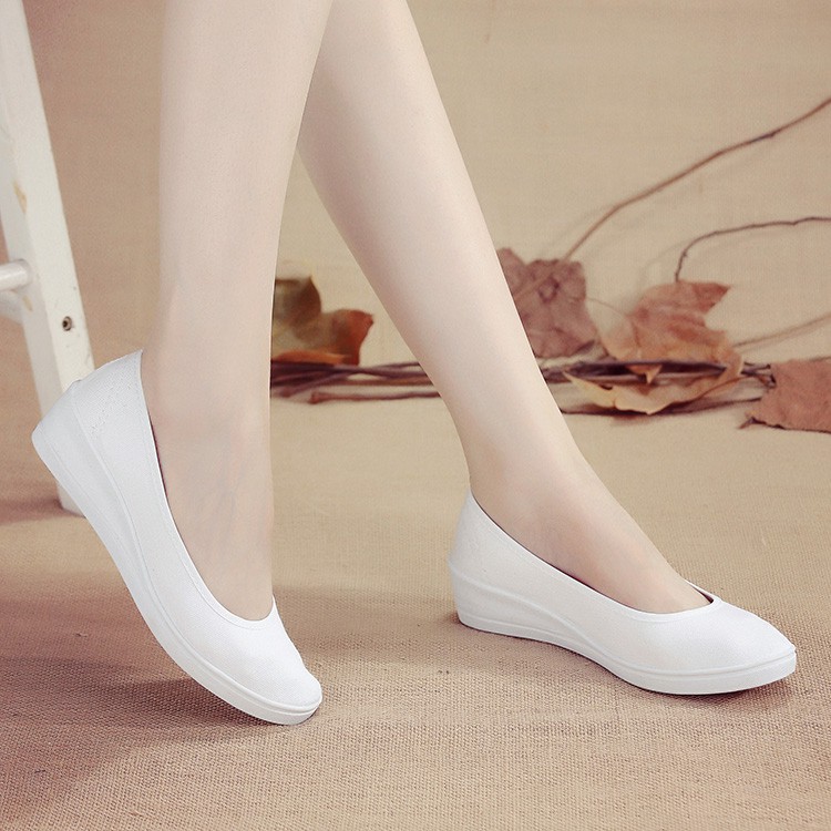 Giày Y Tá Đế Mềm Chống Trượt Thiết Kế Đơn Giản Thời Trang Cao Cấp