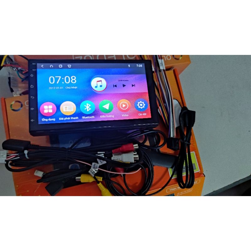 Màn hình Android oled c2 7 inch 2gb/32gb cắm sim 4G điều khiển giọng nói