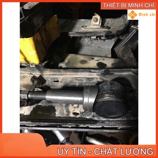 Tháo ắc piston xe máy