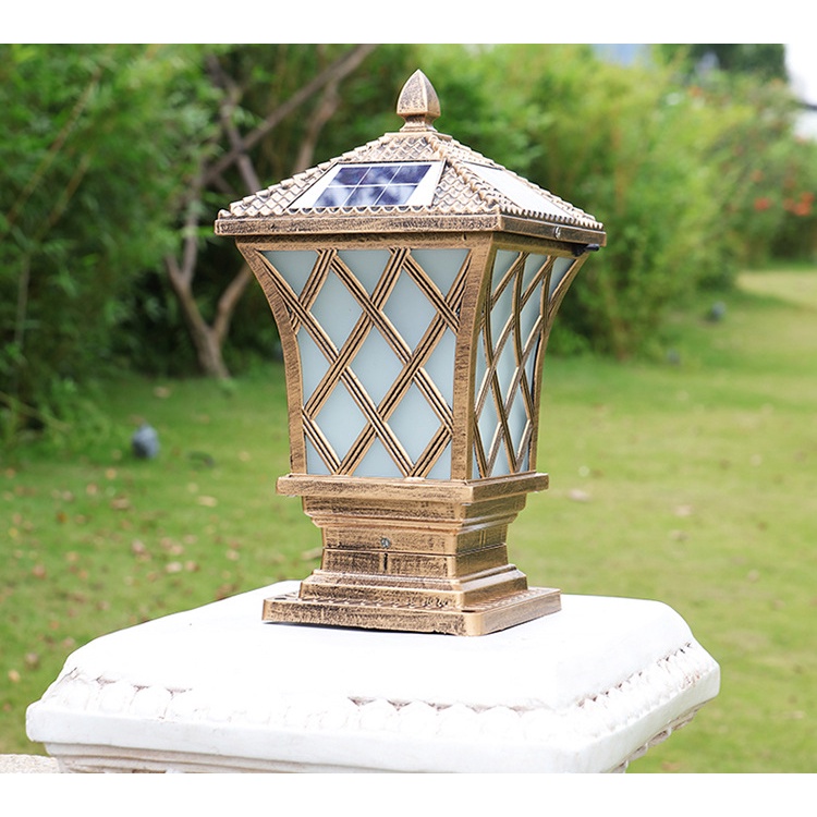 Đèn trụ cổng năng lượng mặt trời Kitawa sv43, chống nước IP66, bảo hành 1 năm