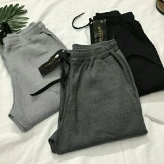 Quần jogger bom tăm