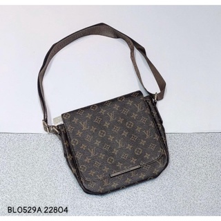 Tui nam lv Gucci