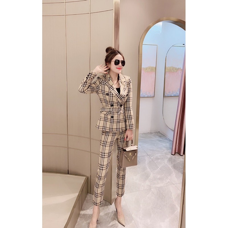 set nữ kẻ sọc ca rô áo khoác dài tay + quần âu dáng ôm burberry bbr