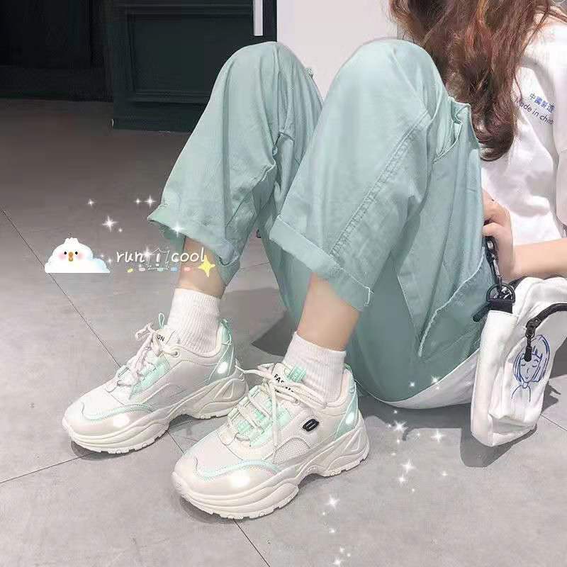 Giày sneaker đế xuồng tăng chiều cao cho nữ♚Giày bata lót nhung màu hồng xinh xắn cho nữ