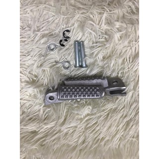 Gác chân trước CBR250RR