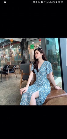 Đầm Xòe Lụa Hoa Nhí Cổ Tim Xẻ Tà Chào Hè 2021