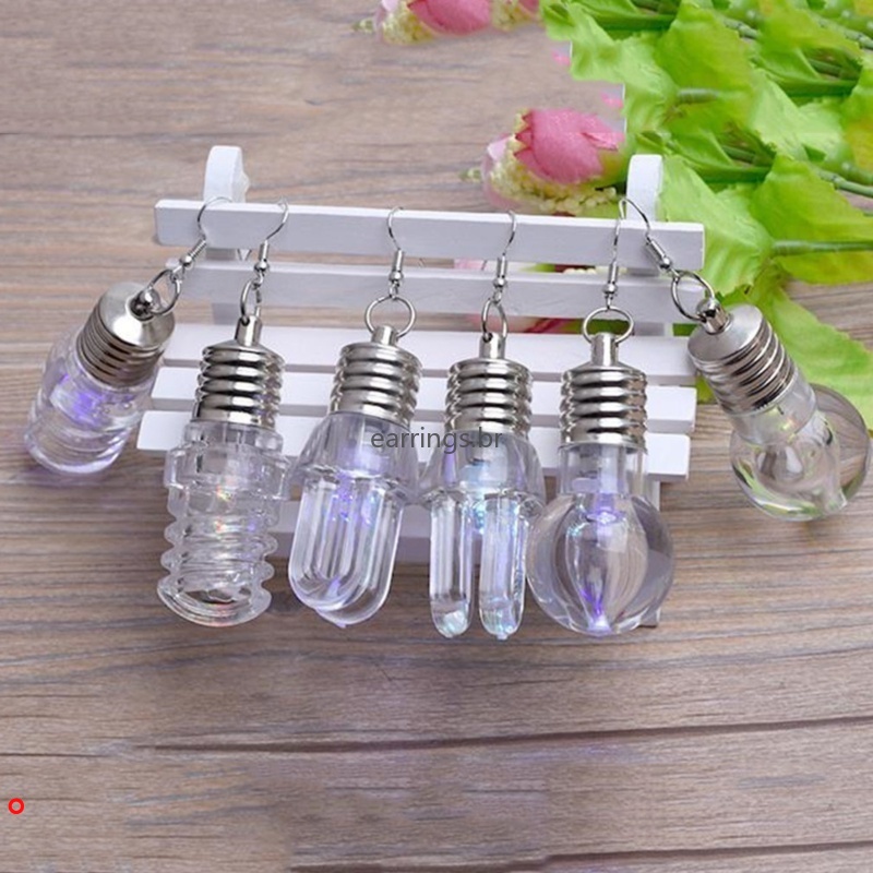Khuyên tai đèn LED phát sáng