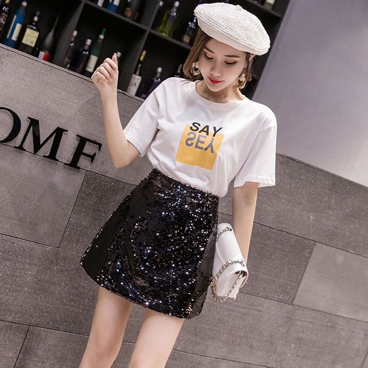 Chân váy lưng cao thời trang cá tính dành cho nữ | BigBuy360 - bigbuy360.vn