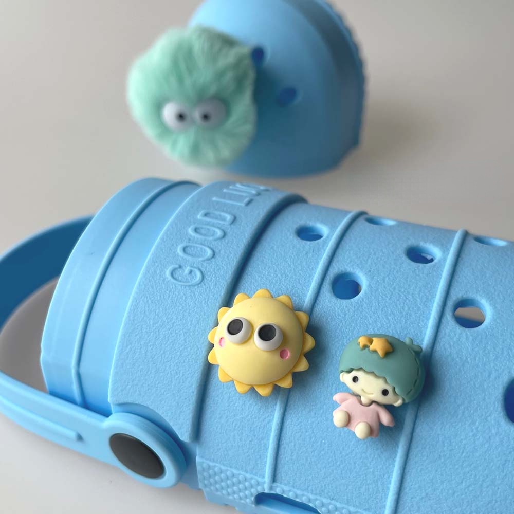 [Deco] Giày Crocs Đính Hạt Charm Hình Giày Crocs Jibbitz Màu Xanh Lá Cây / Mặt Trời Cười Dễ Thương Trang Trí Diy