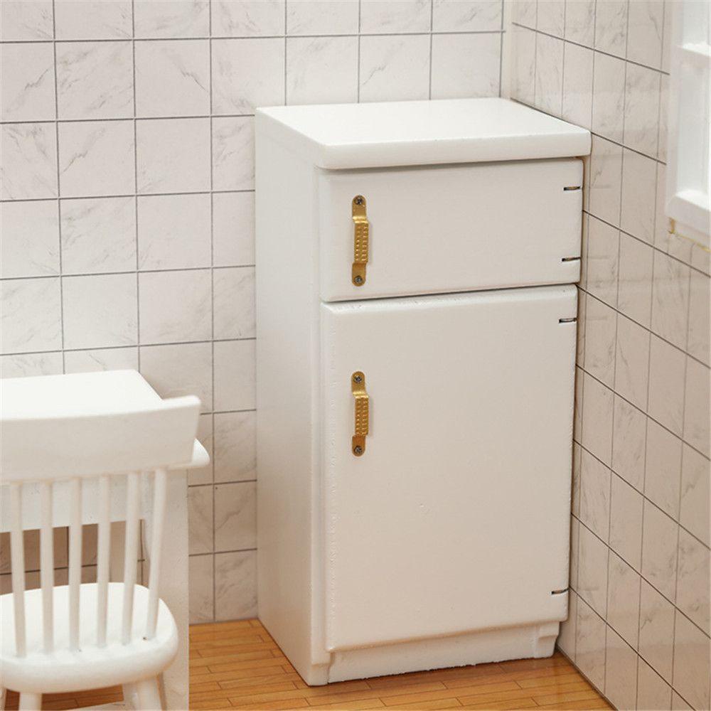 Tủ Lạnh Mini Màu Trắng Cho Nhà Búp Bê