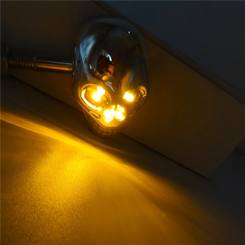 1 Cặp Đèn Tín Hiệu Xe Máy Hình Đầu Lâu Trắng / Đen 12v