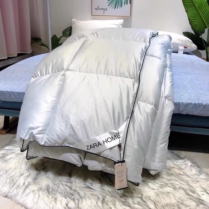 Chăn phao lông vũ nhân tạo Zara home ấm áp nhập khẩu cao cấp nặng 2,6kg