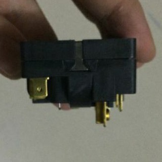 bộ relay khởi động tủ lạnh Electrolux
