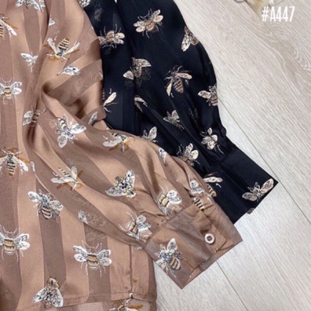 Áo sơ mi hoạ tiết con ong