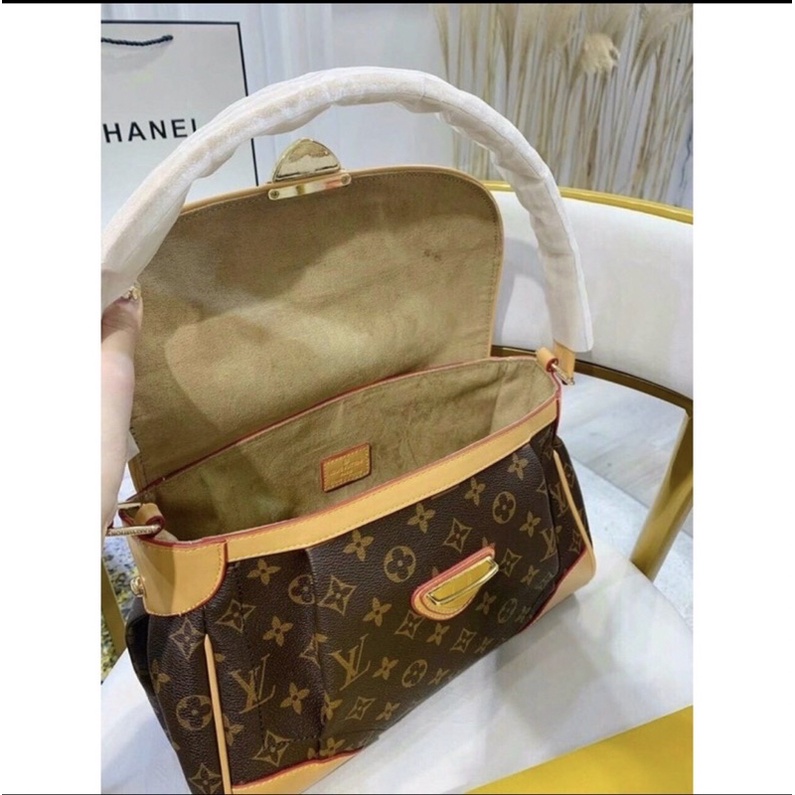 Túi đeo vai lệ vy