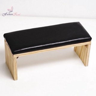 Gối kê tay gỗ làm móng tay