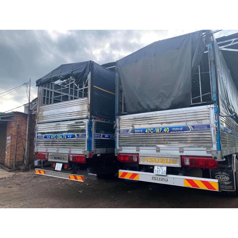 MIẾNG NHÔM PHẢN QUANG CHO CẢNG, THÙNG XE TẢI XE Ô TÔ, XE HƠI   - AN TOÀN VỀ ĐÊM