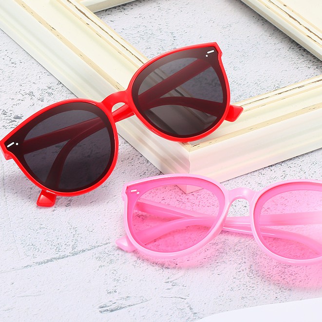 Kính Mát Thời Trang Cho Trẻ Em