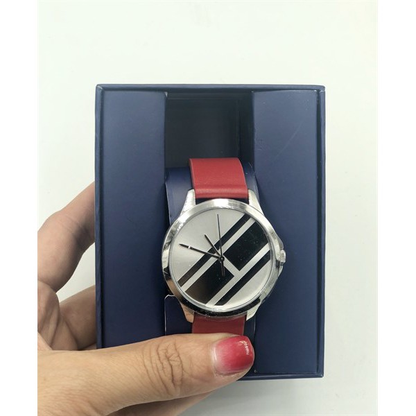 Đồng hồ Tommy Hilfiger nữ dây silicon đỏ