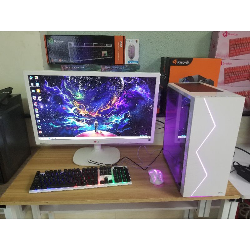 Thùng CPU và màn hình 27inch chiến game liên minh fifa 4