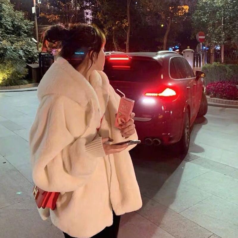 Áo lông trắng sữa hàng quảng châu thời trang 2022