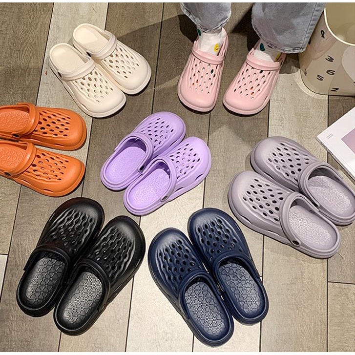 Dép Cao Su Đục Lỗ Chống Trượt Thời Trang Đi Biển Mùa Hè Cho Nữ