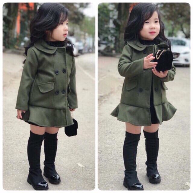 Áo khoát dạ đuôi cá cho bé.