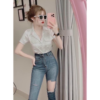 Áo sơ mi lụa dệt chữ hiệu khắp áo cực xinh , chất lụa mềm min