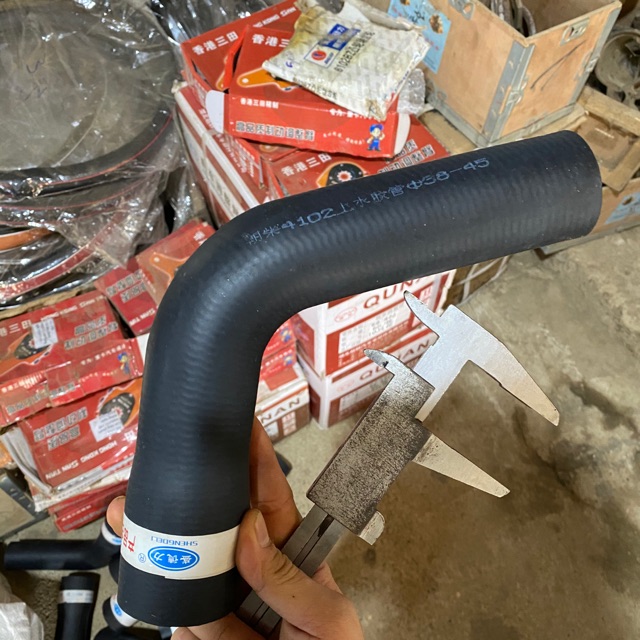 Cút nước 4102 trên phi 38 45