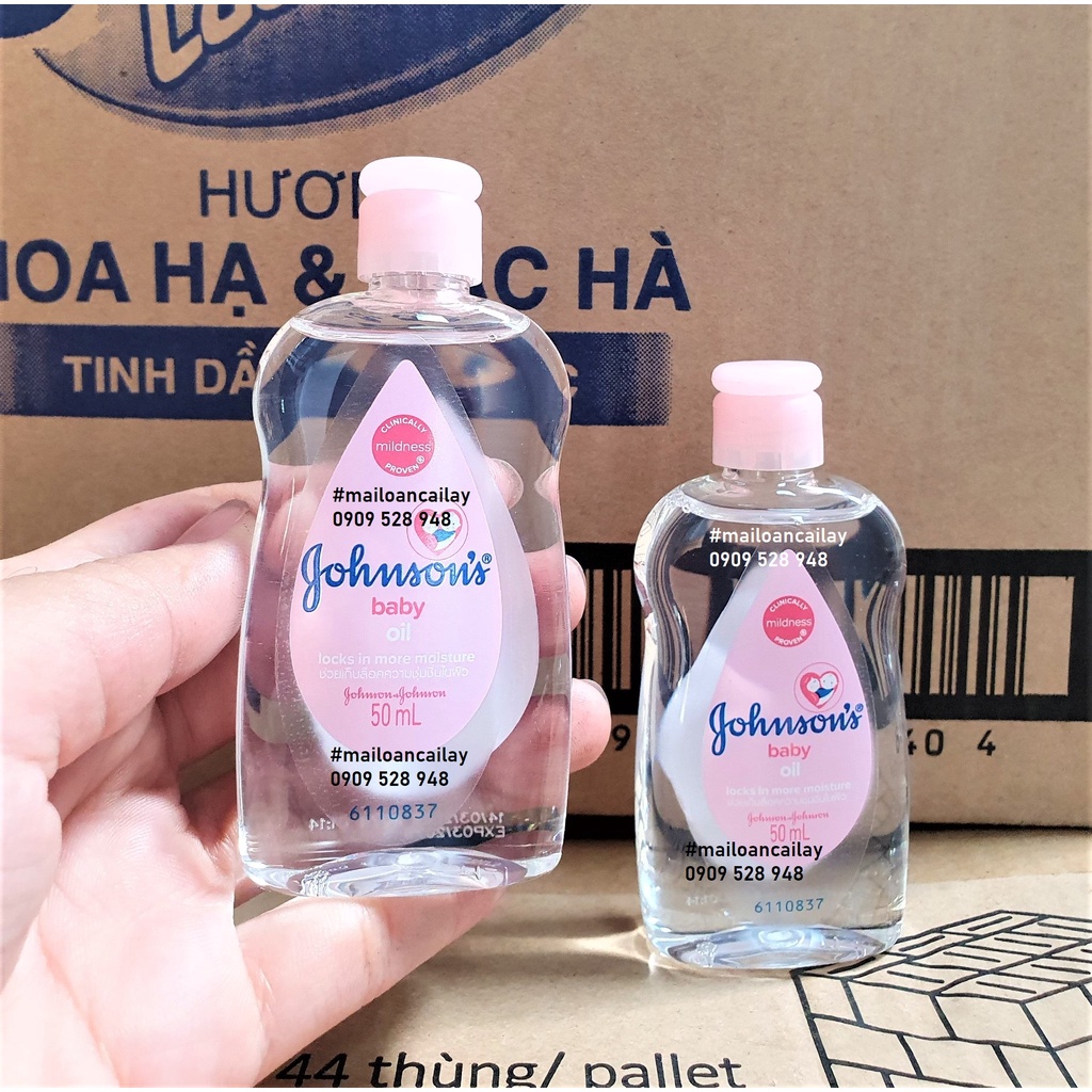 Dầu mát xa dưỡng ẩm Johnson's baby oil 50ml