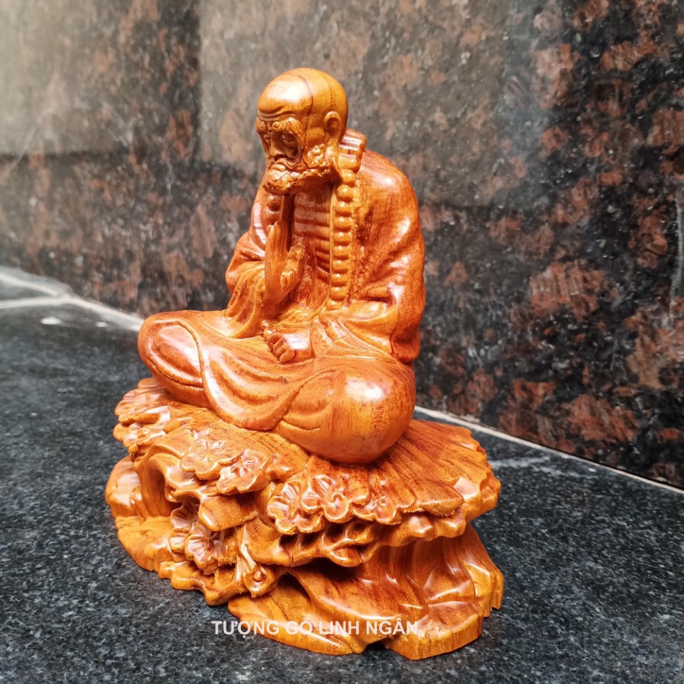 Tượng đạt ma ngồi thiền đế tùng