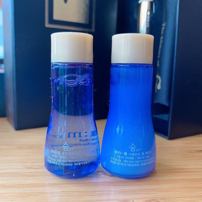 Cặp Hoa Hồng Sữa Dưỡng Sum Waterfull Skin Refresher Mini date 2024