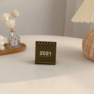 Lịch Để Bàn 2021 Thiết Kế Đơn Giản